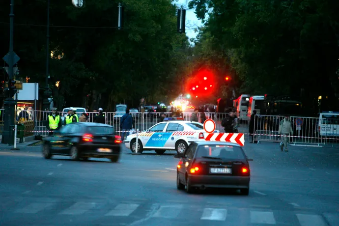 Napokig lezárásokra kell készülni Budapesten az október 23-i ünnepségek miatt