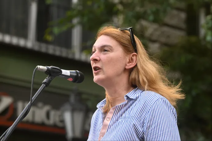 Átneveztetné a Kétfarkú Kutya Párt a Bajza utcai metrómegállót, hogy abban benne legyen Navalnij neve is