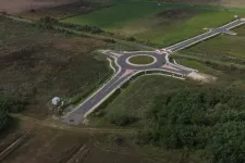 Még évekig nem használják a sehova sem vezető, 500 millió forintból felhúzott körforgalmat Zalaegerszeg környékén