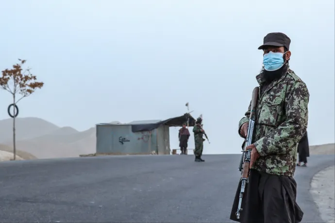 Újabb tűzszünetről állapodtak meg az afgán tálibok és Pakisztán