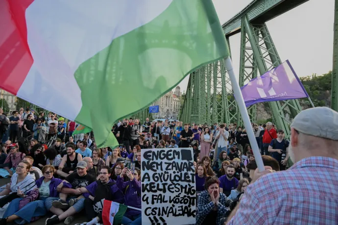 Erdélyből nézve a magyarországi politika üvöltöző ketrecharc lett