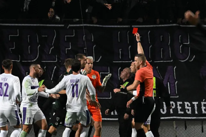 Gróf kapus fellökött egy labdaszedőt, kiállították az Újpest elleni, 1-1-re végződött rangadón