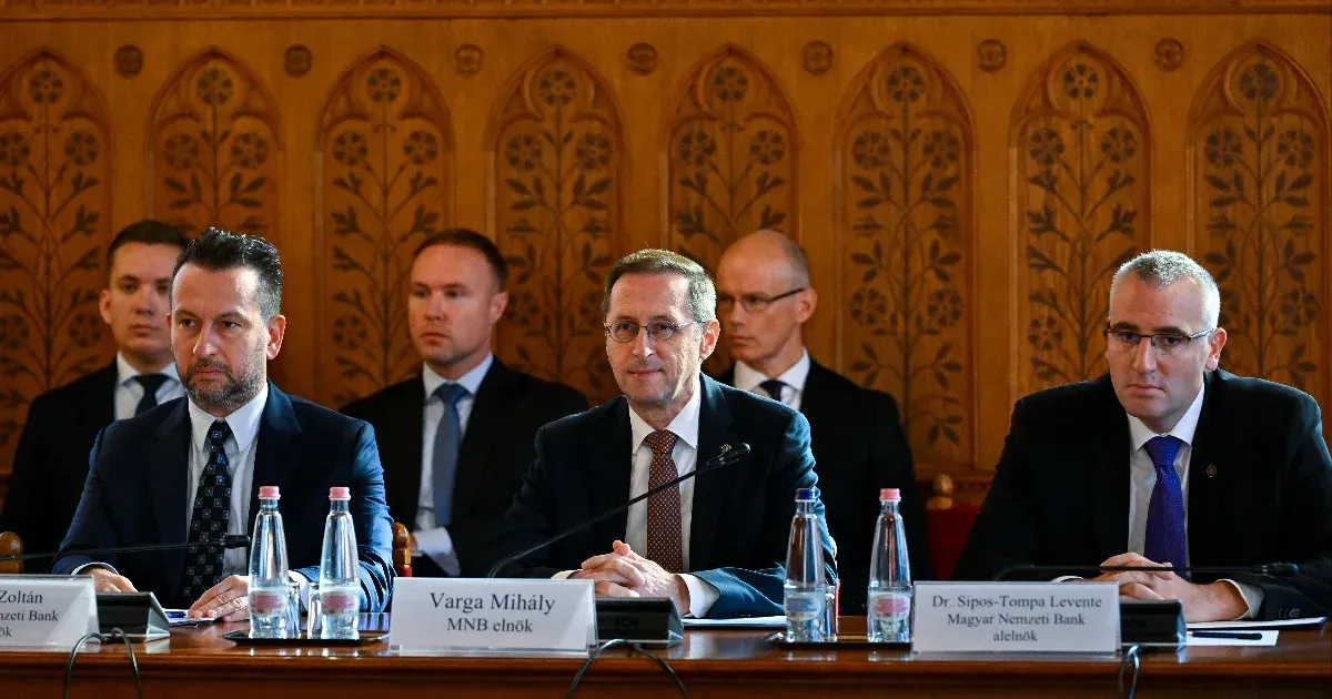 Varga Mihály szerint azzal tesz a legjobbat az MNB az adófizetőknek, ha még nem számolják fel a jegybanki alapítványt