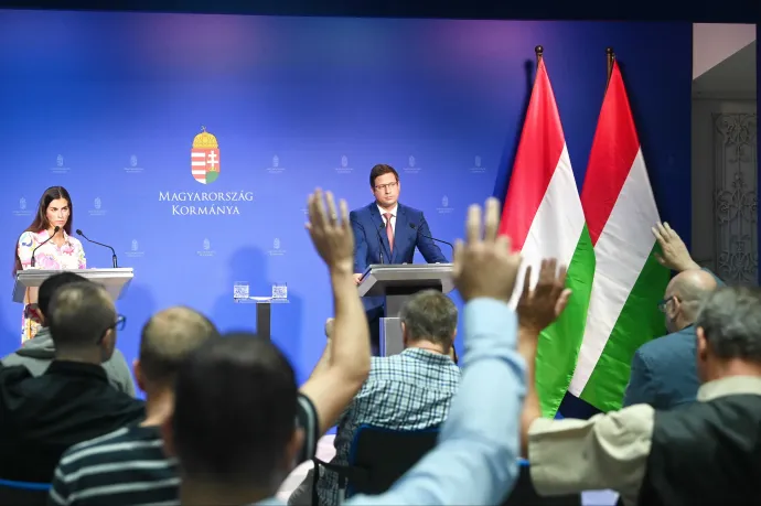 Olyan milliárdos épületeken ad túl az állam, amelyekben még évekig ott lesznek a dolgozói