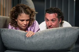 Indokolatlan mezítelenség és tabusított depresszió