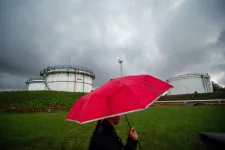 A Mol a stratégiai készlet felhasználását mérlegeli a százhalombattai tűz után