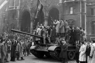 „Támogatjuk a magyar nép bátor harcát az elnyomás ellen” – Tajvan elfeledett kiállása az 1956-os forradalom mellett