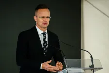 Szijjártó: Ha már kiképeztünk még egy űrhajóst, őt is felküldenénk az ISS-re