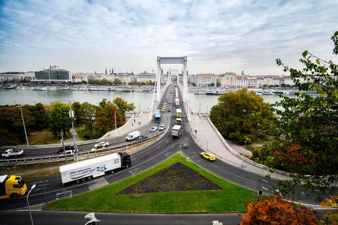 Élelmiszermentéssel segít rászoruló családokon a Lidl