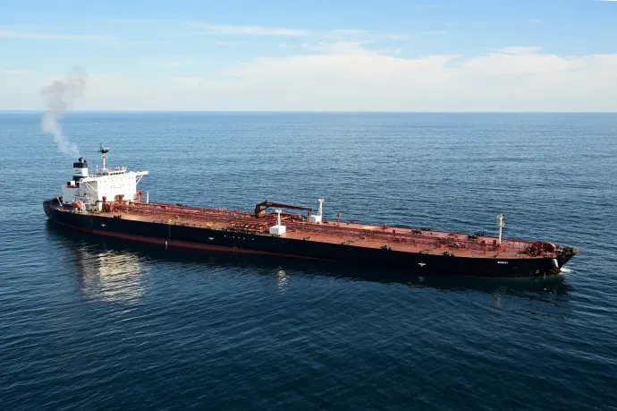 Az orosz árnyékflotta 230 hajójának hátterét feltáró cikk kapta az EP újságírói díját