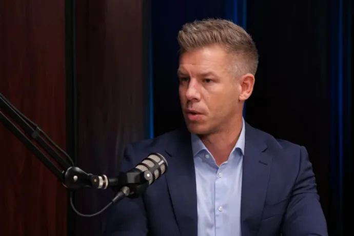 Magyar Péter: Orbán Viktornak és Mészáros Lőrincnek is vannak határai, nem képesek 100 kiló osztrigánál többet naponta elfogyasztani