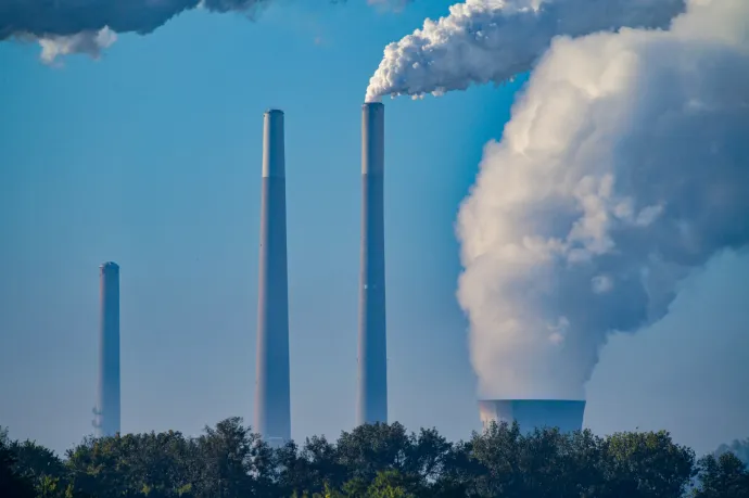 Nem tudunk lejönni a szénről, és a megújuló forrásokkal csak még több energiát zabálunk