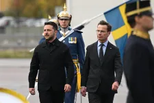 Zelenszkij szerint jó kompromisszum lenne a frontvonal befagyasztása, de nem hiszi, hogy ebbe Putyin belemegy