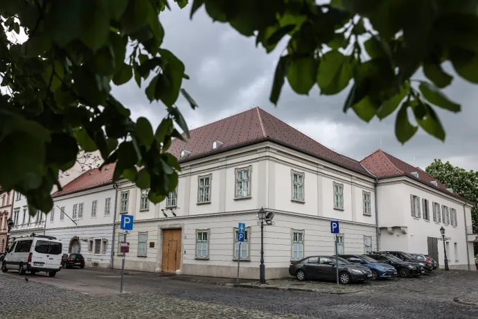 Bepereltük az MNB alapítványát, hogy belenézhessünk a jegyzőkönyveikbe, és első fokon nyertünk