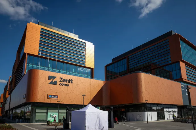 A Bosnyák téri Zenit Corso október 16-án – Fotó: Huszti István / Telex