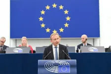 Az Európai Bizottság szerint uniós alapelvet ás alá, ha a magyar hírszerzés kémkedett ellene