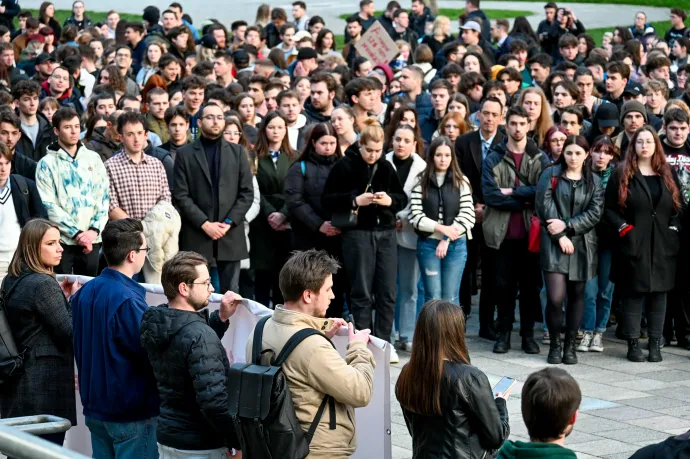 Szilágyi Dóra Emese újrázna a MIÉRT élén, kihívója, György Botond szerint viszont restartra van szükség