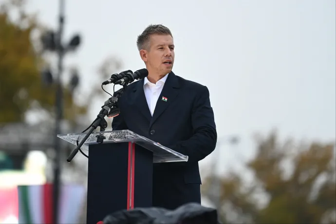 Magyar Péter felszólította az ellenzéki pártokat, hogy álljanak ki a Fidesz hazugságai ellen, mind a három válaszolt is