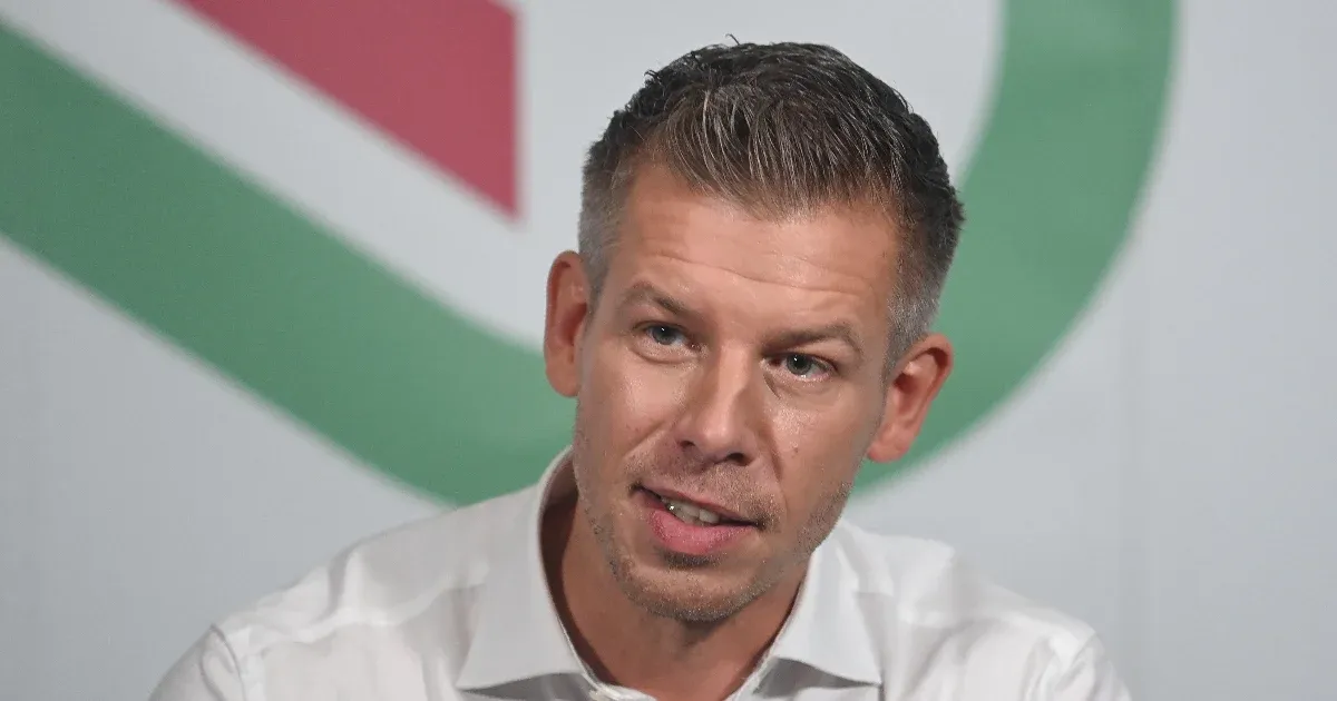 Magyar Péter szerint kétszer-háromszor annyian voltak a Tisza rendezvényén, és kommandante Kubatovot nem dicsérik meg a Karmelitában