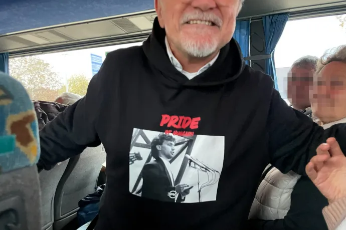 Elbuszoztattam magam én is a Békemenetre a Fidesszel, hogy megtudjam, mi a baj a fiatalokkal