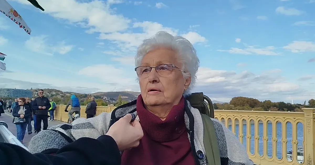 A Békemeneten adott interjút Orbán Viktor anyja, szerinte nem normális, aki kitalálta a zebrákat