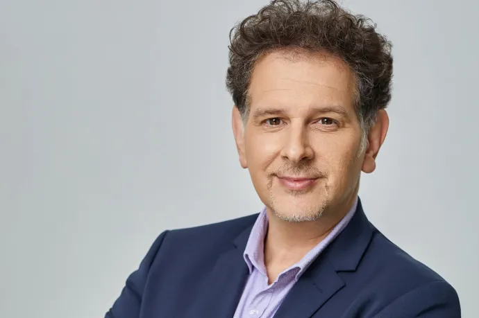 Somos András viszi tovább Krug Emília műsorát az ATV-n