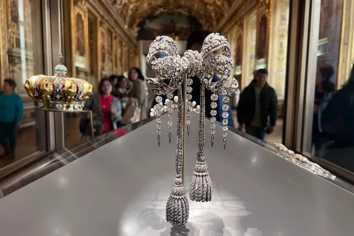 A Louvre története tele van merész lopásokkal, háborús evakuálással és legendás visszaszerzéssel is