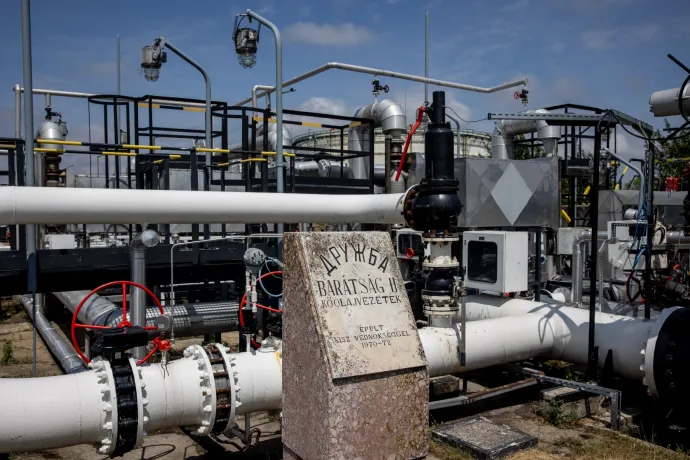 Orbán Viktor elhúzná a választásokig az orosz leválás megtervezését, de az USA nem akarja halogatni