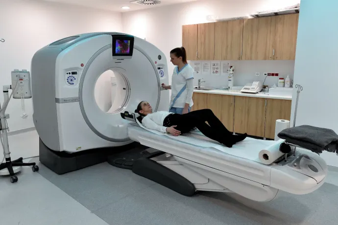 Olyan CT-ket vesz milliárdokért az állam, amik eddig is megvoltak, de orvost és személyzetet nem tud venni hozzájuk