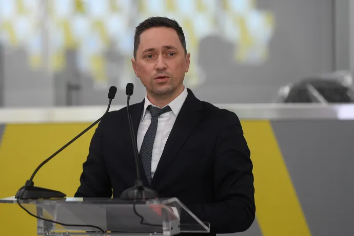 Tovább nőttek az állami cégek vezetőinek bérei, olyan is van, aki 110 ezer lejt keres havonta