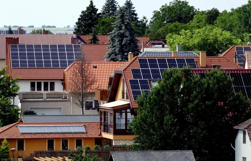 Megjelentek az 1 millió forintos otthontámogatás szabályai, kiderült, kik hogyan vehetik majd fel