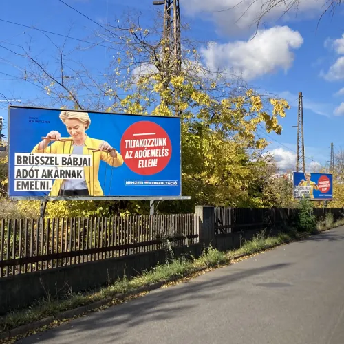 Három hónap alatt 11 milliárdot bábozott el Rogán Antal minisztériuma