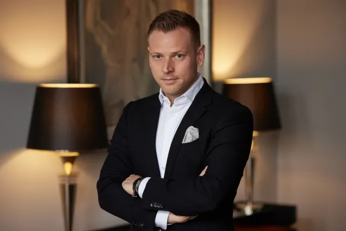 Húszévesen vezérigazgató lett Tiborcz István unokaöccse