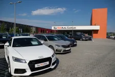 Ne hagyja, hogy átverjék, menjen biztosra a használt autó vásárlásánál! (x)