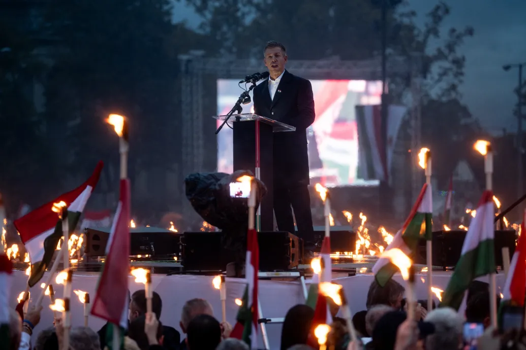 Magyar Péter szerint a Fidesz nyílt választási csalást követ el azzal, hogy olyan mondatokat ad a szájába, amiket nem mondott
