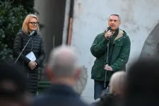 Lázár János szerint 2030-ra a gyereket vállaló nők egész életükre szóló szja-mentességet kaphatnak