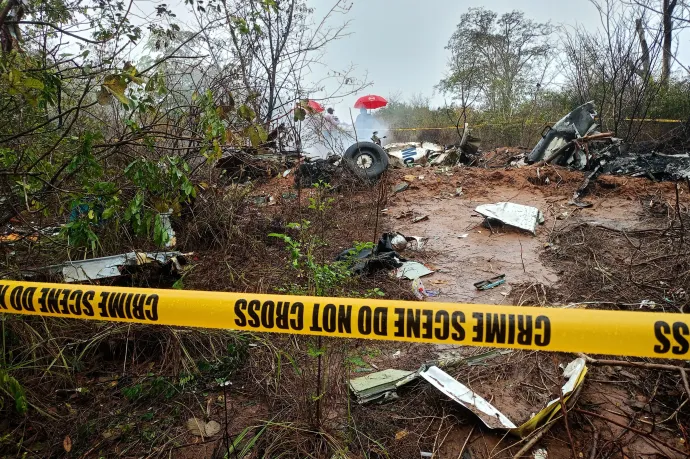 Cessna crashes in Kenya with eight Hungarian tourists aboard, no survivors