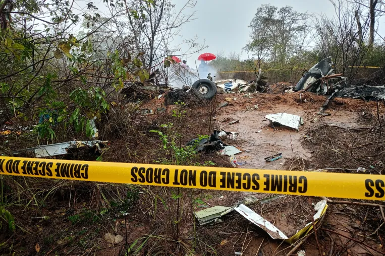 Cessna crashes in Kenya with eight Hungarian tourists aboard, no survivors
