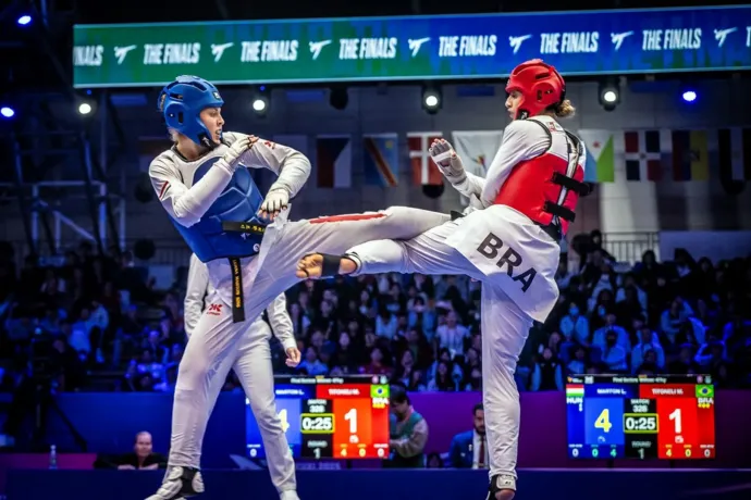 A 19 éves Márton Luána újra a taekwondo világbajnoka
