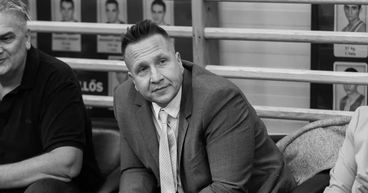 Süllős Gyula, a Vasas ökölvívó szakosztályának elnöke és több családtagja a kenyai repülőgép-baleset áldozata