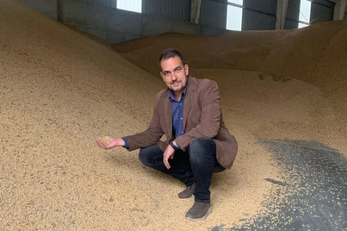 A Tisza Párt agrárpolitikusa, akit Magyar Péter a hobbiméhész Nagy István miniszterrel mért össze