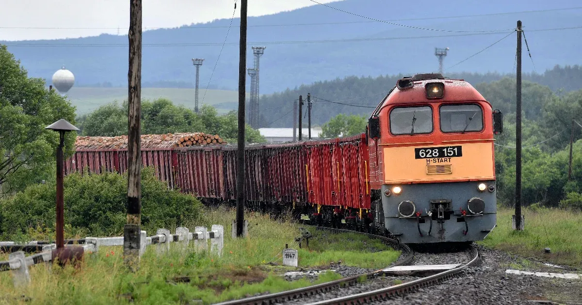 Év végével megszűnik egy fontos vasúti támogatás, ami évi több millió tonna árut tartott távol a közutaktól