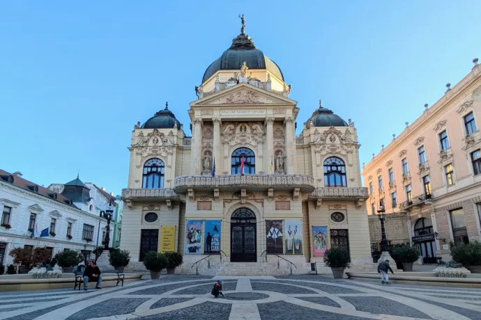Az egyik pályázónak előre kiküldték emailen, kit fognak megválasztani a jövő héten a pécsi színház igazgatójának