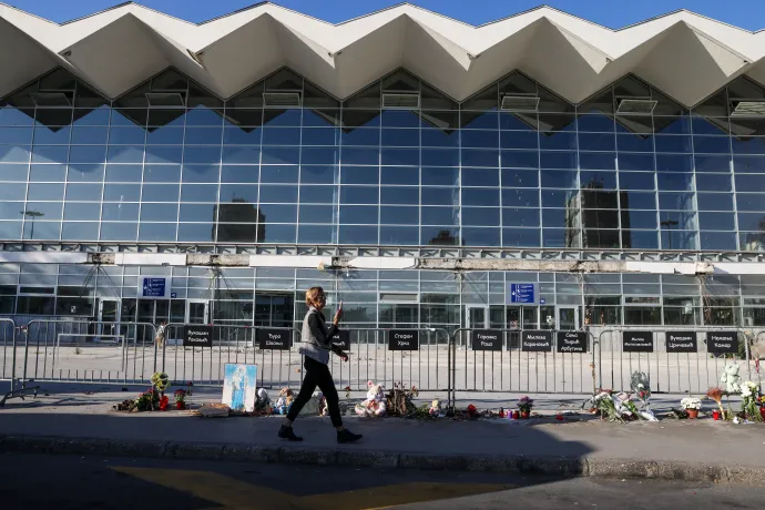 Az újvidéki vasútállomás – Fotó: Melegh Noémi Napsugár / Telex