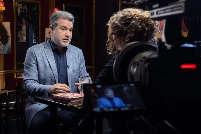 Bőhm Kornél: Magyar specifikus propaganda nem létezik, ugyanazokból a példákból főz mindenki