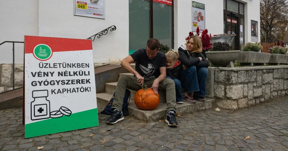 Valaki lefotózott egy nőt tökkel a kezében, amiből kisebb balhé lett, erre kihívták a rendőrt