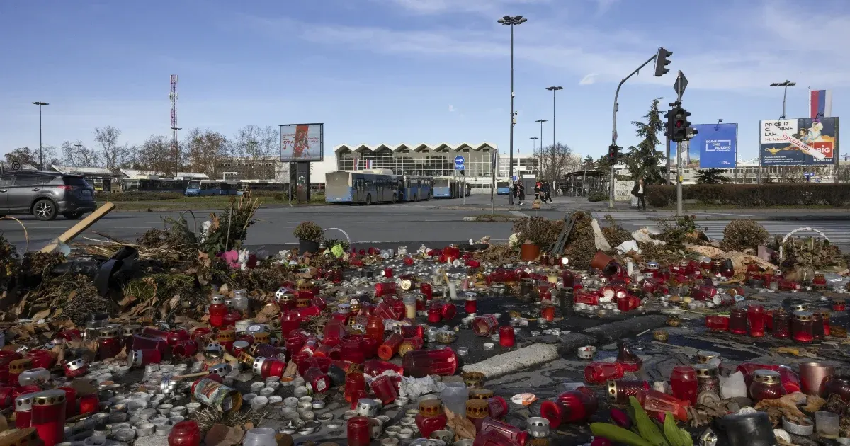 Az újvidéki tragédia évfordulóján gyásznapot tartanak Szerbiában