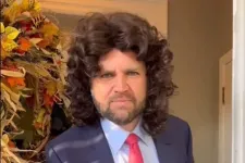 Saját mémverziójának öltözött halloweenra J. D. Vance