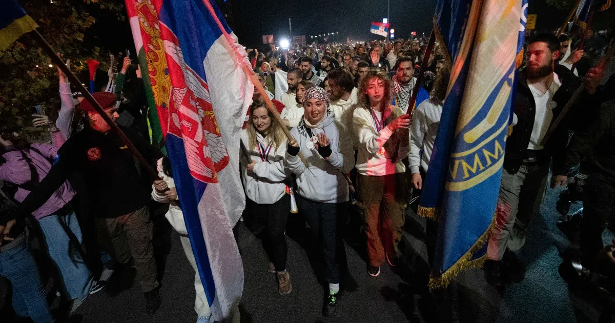 Órákat váratták, fehérneműre vetkőztették, visszafordították a magyar diákokat a szerb határőrök