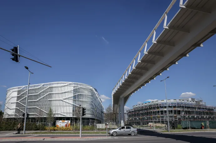 A kecskeméti Neumann János Egyetem campusa 2025 áprilisában – Fotó: Huszti István / Telex